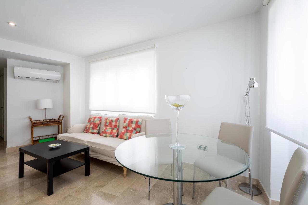 Historic Building Cathedral Apartment Seville Luaran gambar