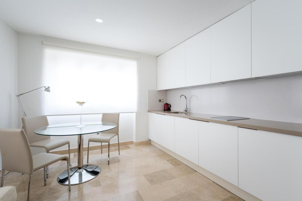 Historic Building Cathedral Apartment Seville Luaran gambar